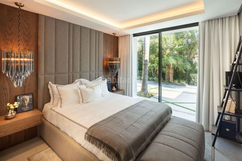 Foto 73ef948f-2fe3-4877-9b5d-cd460c6ac542. Chalet en Las Brisas Marbella