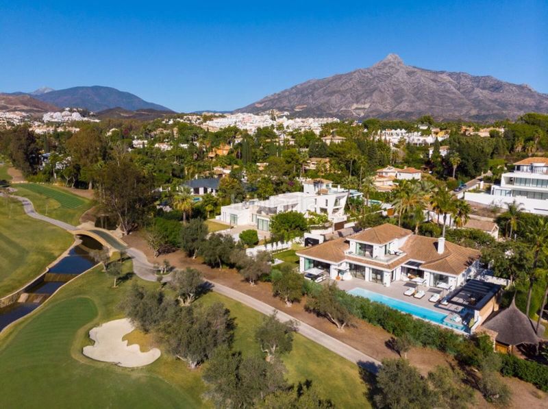 Foto 7773166f-cc55-437e-8853-43759971b725. Chalet en Las Brisas Marbella