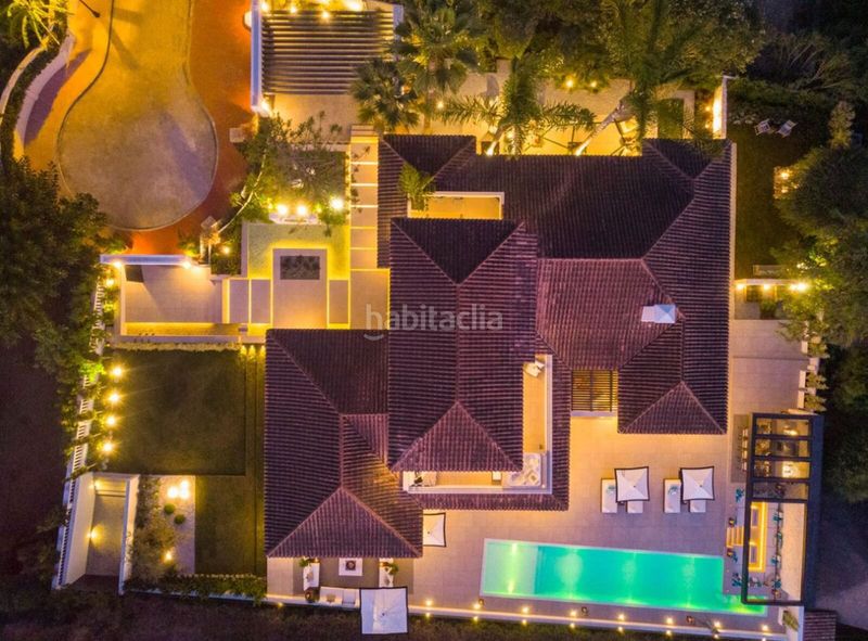 Foto b6af286f-abd6-47cc-8367-cb7d28e72885. Xalet amb piscina a Las Brisas Marbella