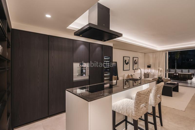 Foto 484cd12e-2f8b-48aa-b315-f1b2540a16d3. Planta baixa amb aparcament piscina a Puente Romano Marbella