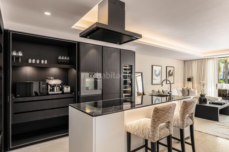 Foto dd2d97ad-62fa-4a09-bb70-bcb282c260ae. Planta baja en Puente Romano Marbella