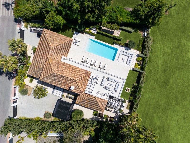 Foto afb87f5c-f61d-4e33-909e-738d01b86d17. Chalet en Los Naranjos Marbella
