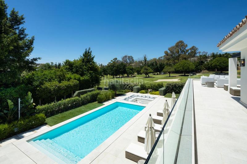 Foto e5c1757d-f145-4069-a977-f153f76227a1. Chalet en Los Naranjos Marbella