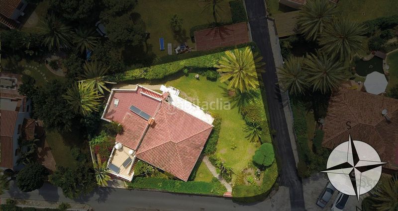 Foto 123b0fab-a845-4621-9436-23476bea7b3e. Xalet amb aparcament a Marbesa Marbella