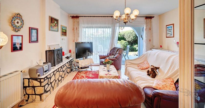 Foto 51cd68a7-c6a0-4227-a510-2b1a67f5f738. Xalet amb aparcament a Marbesa Marbella