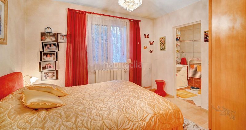 Foto 524d1681-f852-43bf-9c54-2dc945a392a5. Xalet amb aparcament a Marbesa Marbella