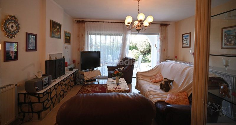 Foto c8b78ea7-7c90-4826-81e5-b5ba73d5d45f. Xalet amb aparcament a Marbesa Marbella