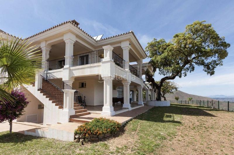 Foto 80927499-0fdd-40dd-a3ce-6df139f64f7c. Chalet en Santa María Marbella