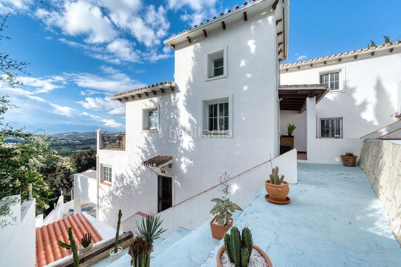 Foto bdab0f55-f3ce-46dc-a101-d5e8680275a8. Chalet en campo de Mijas Mijas