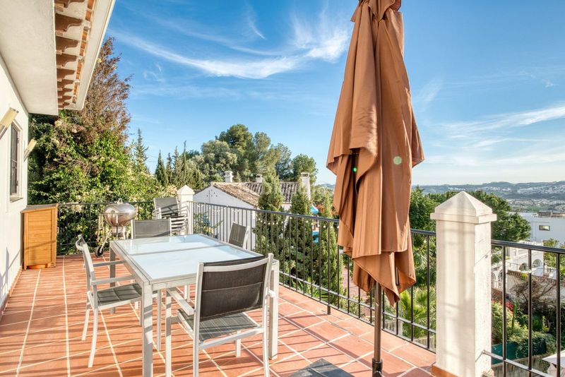Foto c48020f1-e5ab-46d7-ad1d-43ac2e5fb158. Chalet en campo de Mijas Mijas
