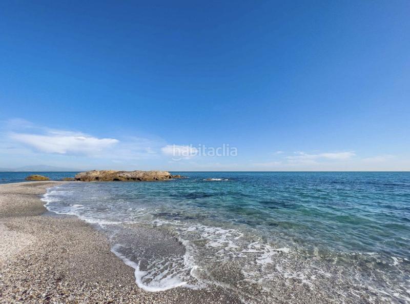 Foto c6ae84b6-6d3c-4864-abc0-3fe60b6e3d8a. Maison jumelée avec piscine dans Chullera Manilva