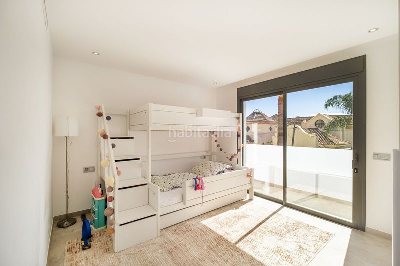 Foto 099c6a3e-bd5c-4430-886f-470e12f72949. Chalet en Bello Horizonte - Lindasol Marbella