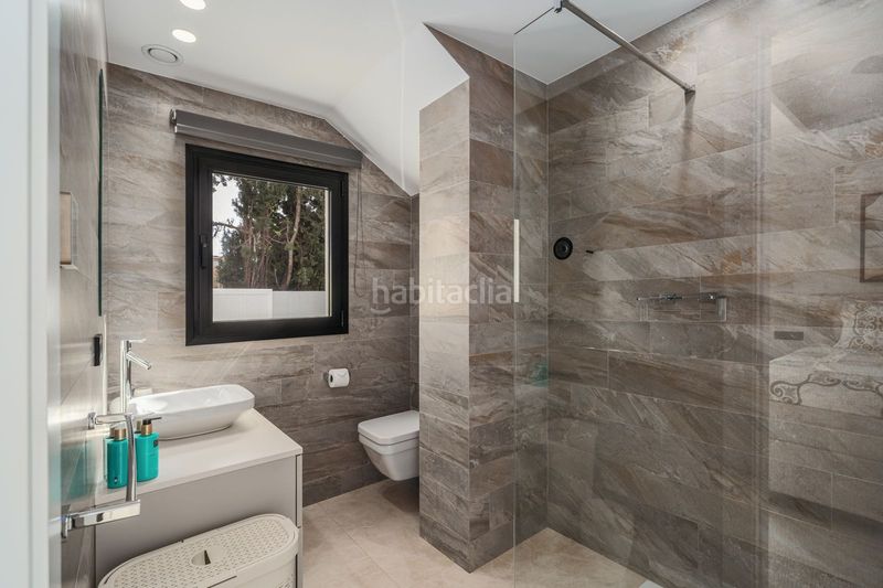 Foto 242400ea-5747-443b-b1e0-3ad7b41b39b9. Xalet amb aparcament piscina a El Rosario - Ricmar Marbella