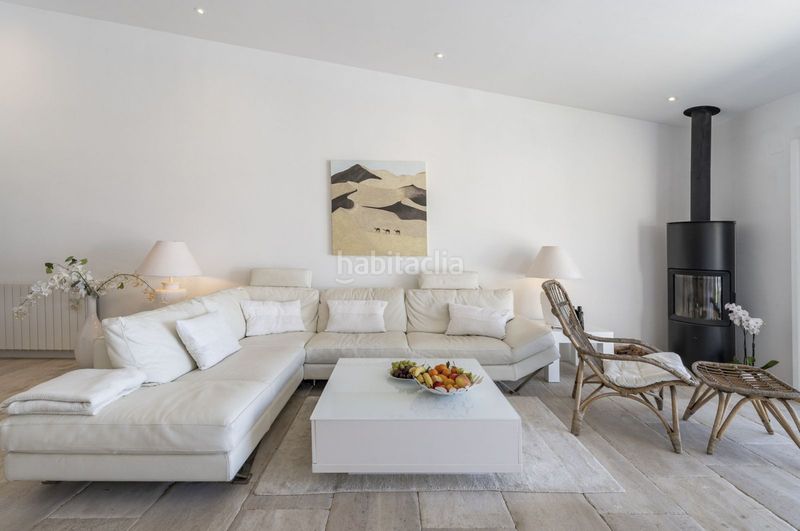 Foto 509f8d99-21f7-4b0b-a920-1b6a61bd3339. Chalet en Costabella Marbella