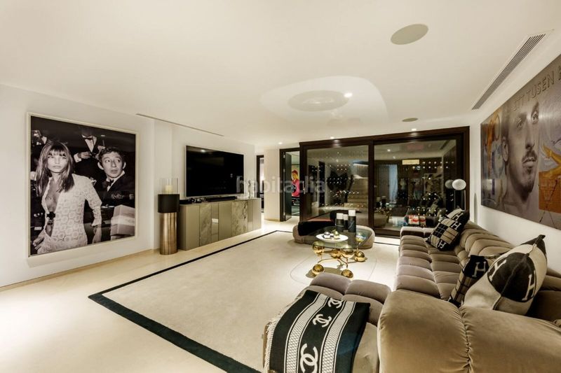 Foto 33bd9fe2-aa4b-484c-ba3f-aca4e97d735b. Xalet amb aparcament piscina a Las Brisas Marbella