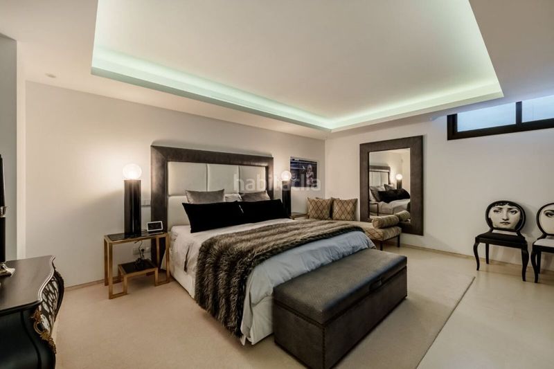 Foto 5eca6233-b987-4fbe-bca9-9fe87ac1d8c2. Xalet amb aparcament piscina a Las Brisas Marbella