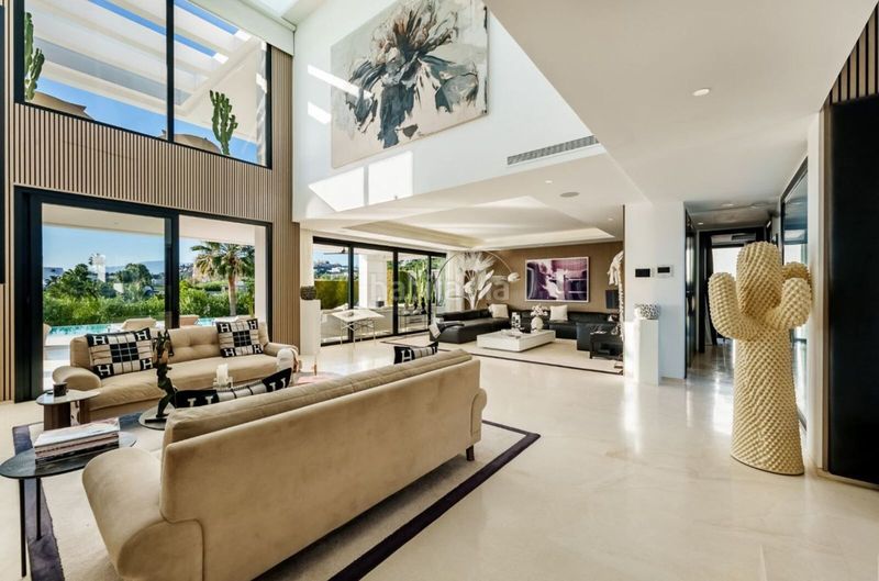 Foto a18bcc11-6bf7-4911-a722-15a6d5c28dc6. Xalet amb aparcament piscina a Las Brisas Marbella