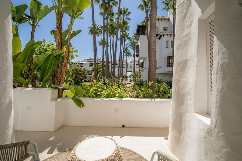 Foto e548b329-5ae7-489f-a9e7-858bd5366e9f. Planta baja en Puente Romano Marbella