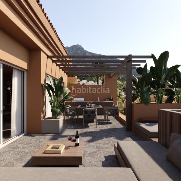 Foto 4f6a7206-3448-475c-8d81-f8ce54261f18. Àtic amb aparcament piscina a Los Naranjos Marbella