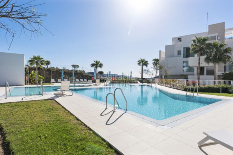 Foto bcbadde3-144d-4680-9174-28898e7361ae. Planta baixa amb aparcament piscina a Palo Alto Ojén