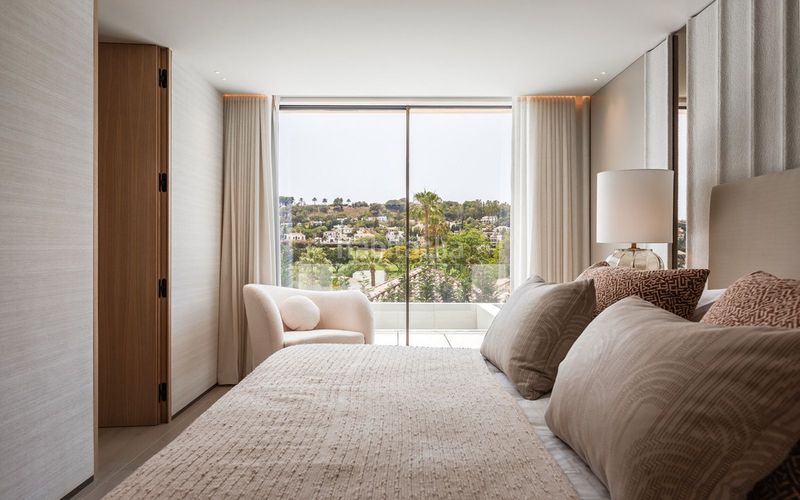 Foto cf68f6bd-a24c-4dc0-b194-62f6776f5a2c. Xalet amb aparcament piscina a Las Brisas Marbella