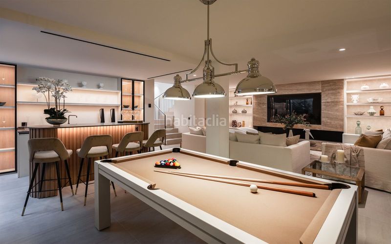 Foto f1c29b47-935e-4272-bac6-b810f32e9a49. Xalet amb aparcament piscina a Las Brisas Marbella