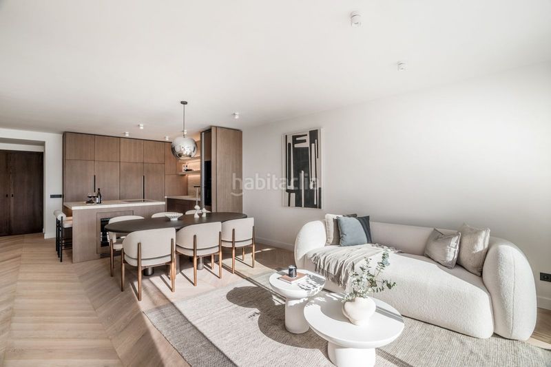 Foto ecde6dd9-9f36-46cd-a393-0e4e988d22cc. Àtic amb aparcament piscina a La Quinta Benahavís