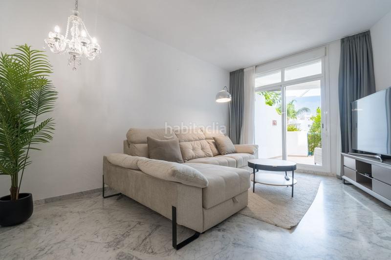 Foto 72303be4-8747-466b-89b0-bd0e3c41132d. Rez-de-chaussée avec parking piscine dans La Carolina - Guadalpín Marbella