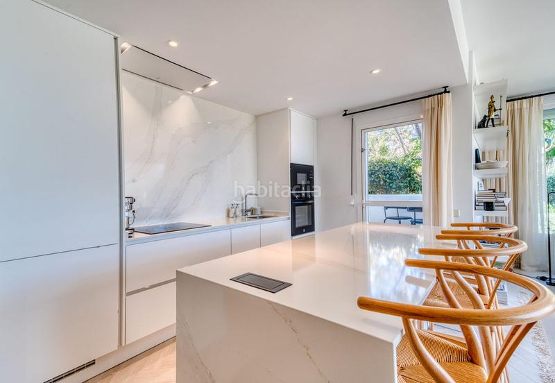 Foto 1f2b7d96-6ea4-4964-a13f-bed94f5615aa. Piano terra con parcheggio piscina in Casares pueblo Casares