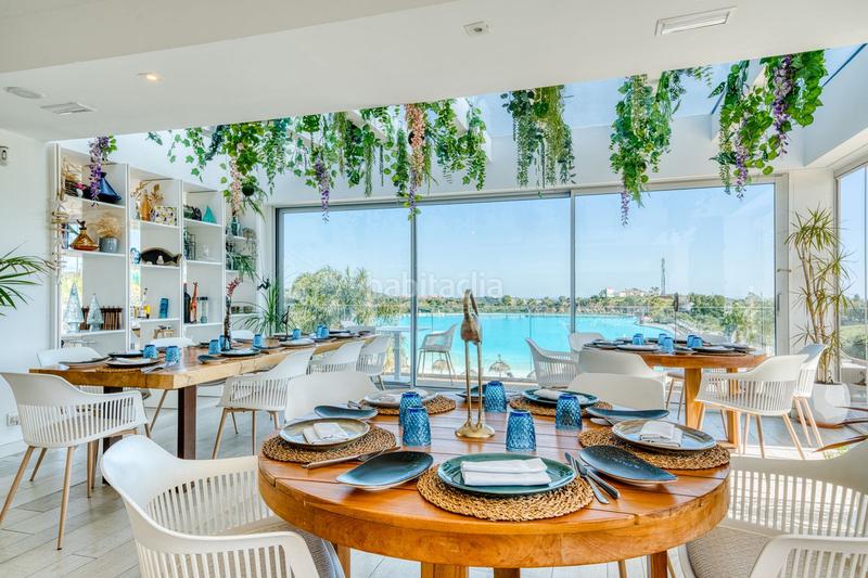 Foto 9a2f343f-f756-485e-9bd4-fa40607638f7. Piano terra con parcheggio piscina in Casares pueblo Casares