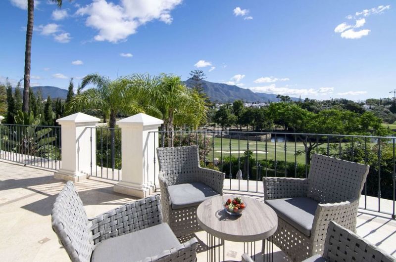 Foto 386b272f-7c15-4829-9455-781979d45913. Chalet en Las Brisas Marbella
