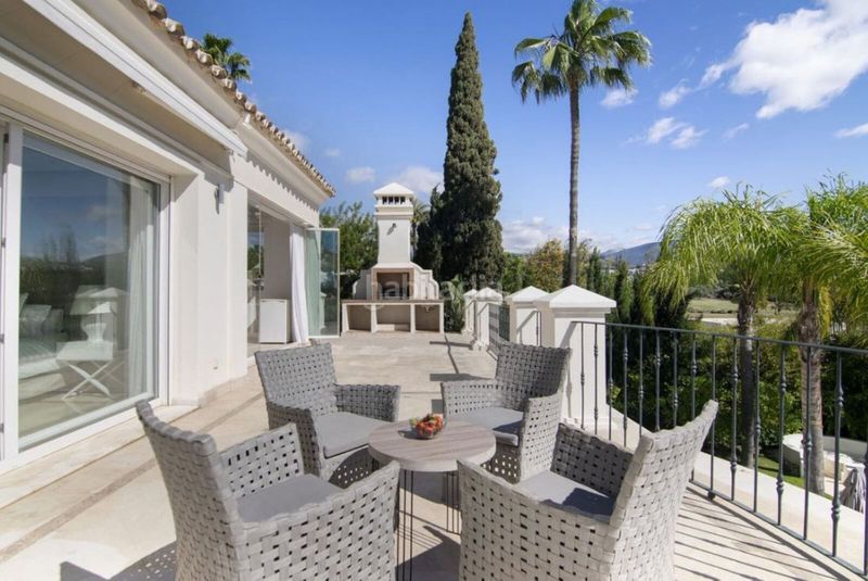 Foto 81590529-fbfa-4f4f-b5c9-038f75ce21d1. Xalet amb aparcament piscina a Las Brisas Marbella