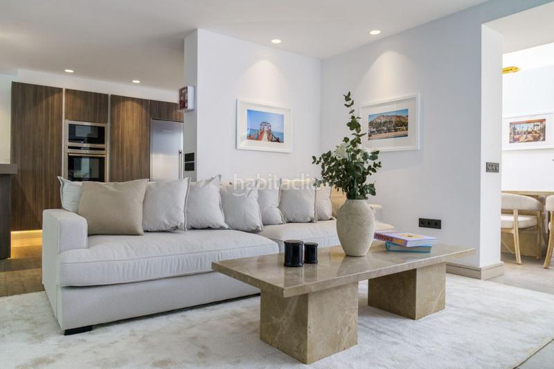 Foto 0b60ccb7-0db1-41b2-bcb6-1f4c303b48f4. Chalet en Las Brisas Marbella