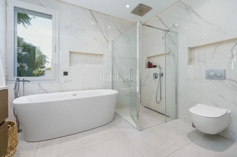 Foto 3174c88e-ad27-40ea-8498-7a45e7cba299. Chalet en Las Brisas Marbella