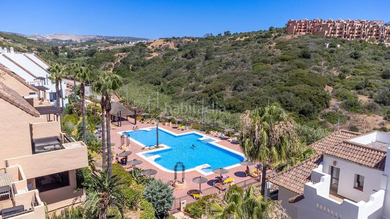 Foto dfbfb190-d7c1-409c-b656-e9a23ec106f6. Attico con parcheggio piscina in La Duquesa Manilva