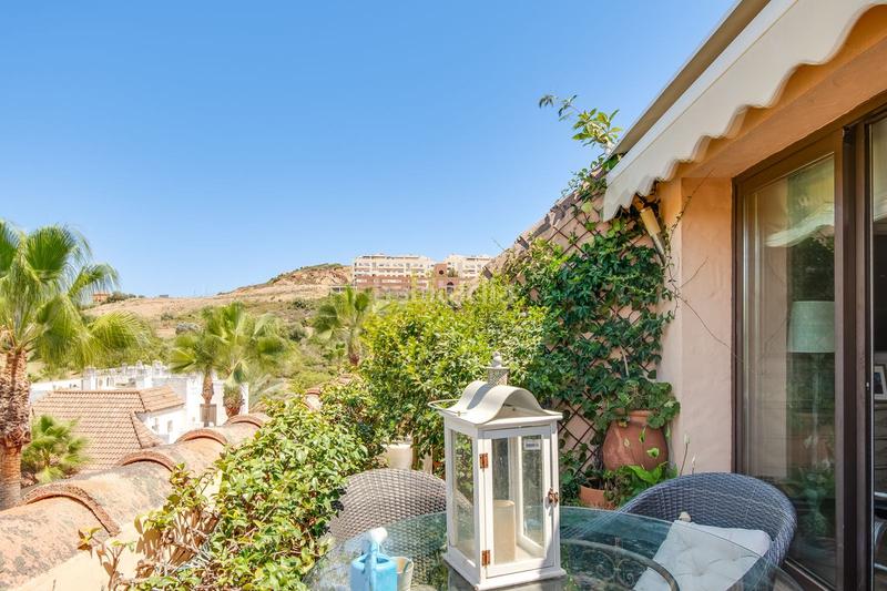 Foto f69e8805-3c37-4f46-8645-99f4efba260f. Dachwohnung mit parking pool in La Duquesa Manilva