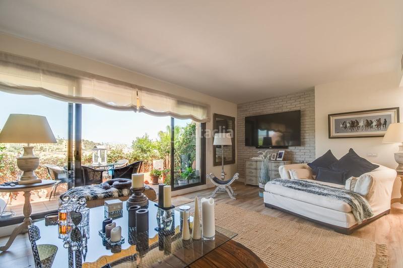 Foto 449a7bc1-122f-432b-8c08-39b9e433e0b8. Penthouse with parking pool in La Duquesa Manilva