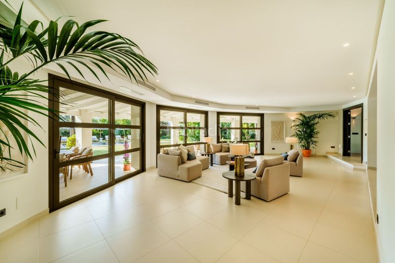 Foto 42e7fbc2-f96b-424d-b0c9-13162b58845f. Chalet en Las Brisas Marbella