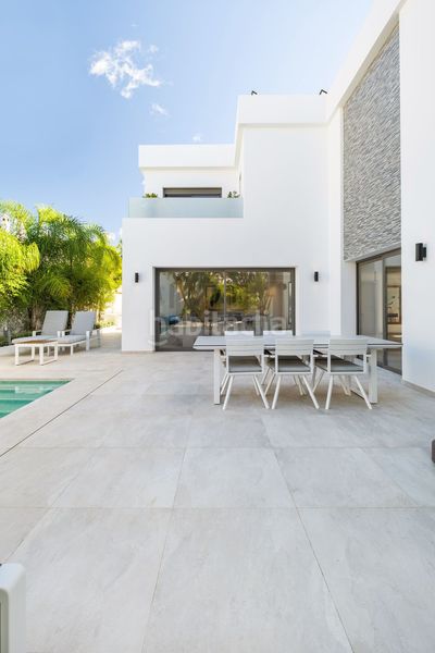 Foto f40a0486-8122-4a97-95d6-92e061f20f59. Chalet en Huerta Belón - Calvario Marbella