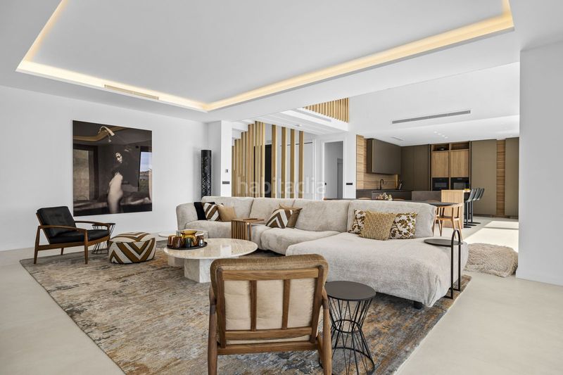 Foto 89fdaba5-1b8d-4b4d-ab00-49f990a25b4e. Xalet amb aparcament piscina a La Alquería Benahavís