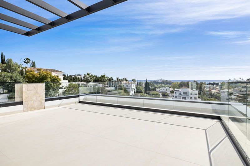 Foto de8d7758-d1fe-4f75-a281-1a17f4ae4eaa. Xalet amb aparcament piscina a La Alquería Benahavís