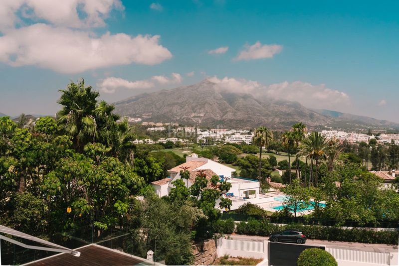 Foto a33e76e5-91d4-46cc-be69-99ab8cb77e34. Chalet en Las Brisas Marbella