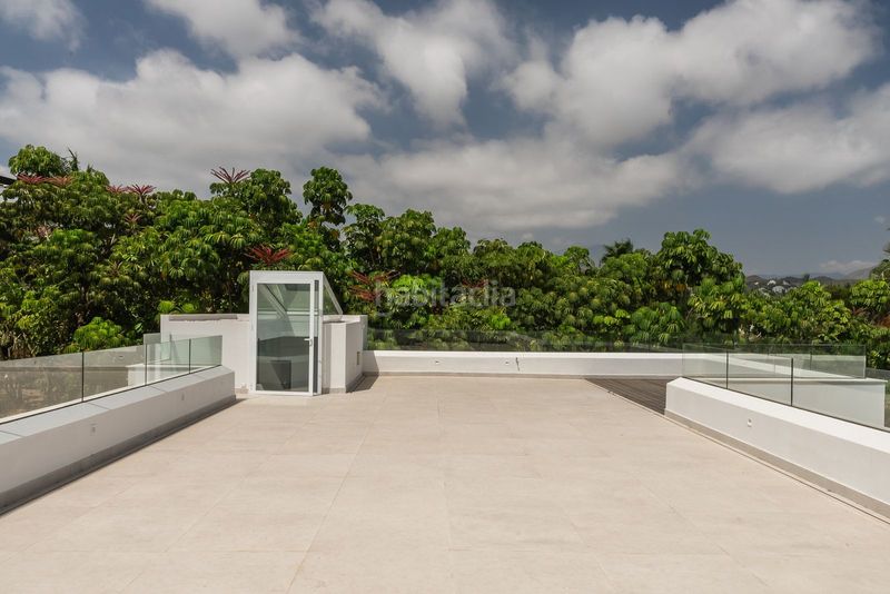 Foto c0e0837a-7695-416b-9abf-34c86d659d19. Chalet en Las Brisas Marbella