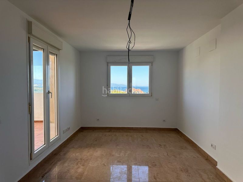 Foto 0a6cc3a3-24ec-490b-954e-333d6fa56d9e. Apartament amb piscina a Chullera Manilva