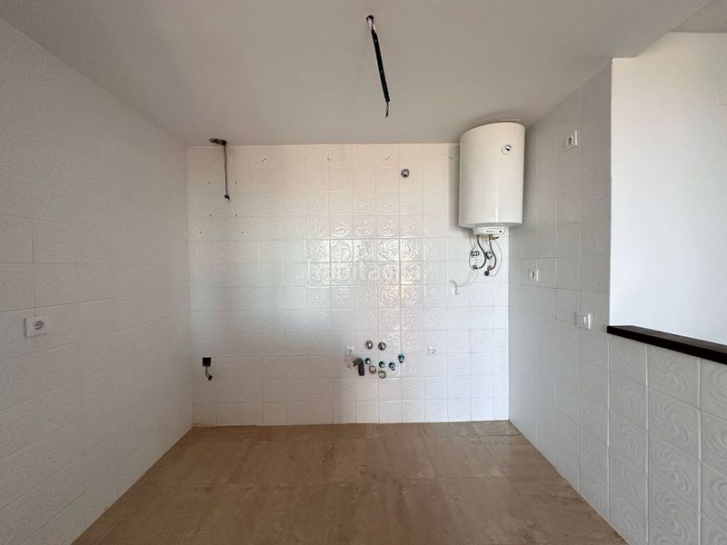 Foto c865d6b0-202c-4a5f-bb91-d79fd3b4d2d5. Apartament amb piscina a Chullera Manilva