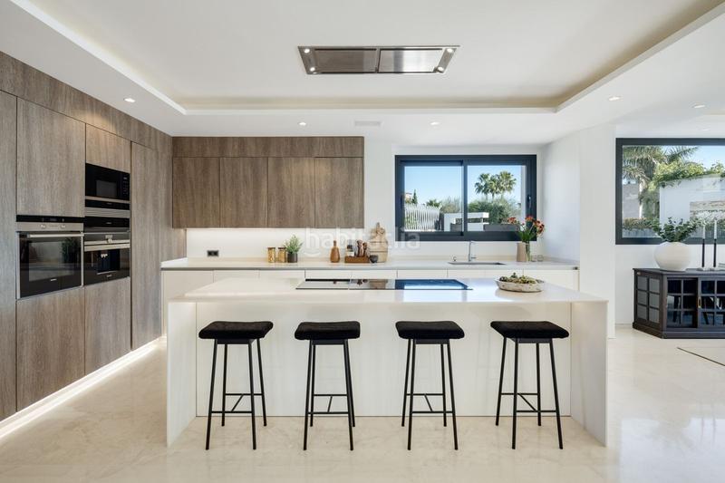 Foto 5d6800f8-910d-452f-ba58-217f708103d6. Chalet en lomas de Marbella club Marbella