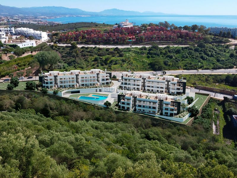 Foto 89eca2b2-932e-4f8f-a1a2-d0c518cafa38. Apartament amb aparcament piscina a Chullera Manilva