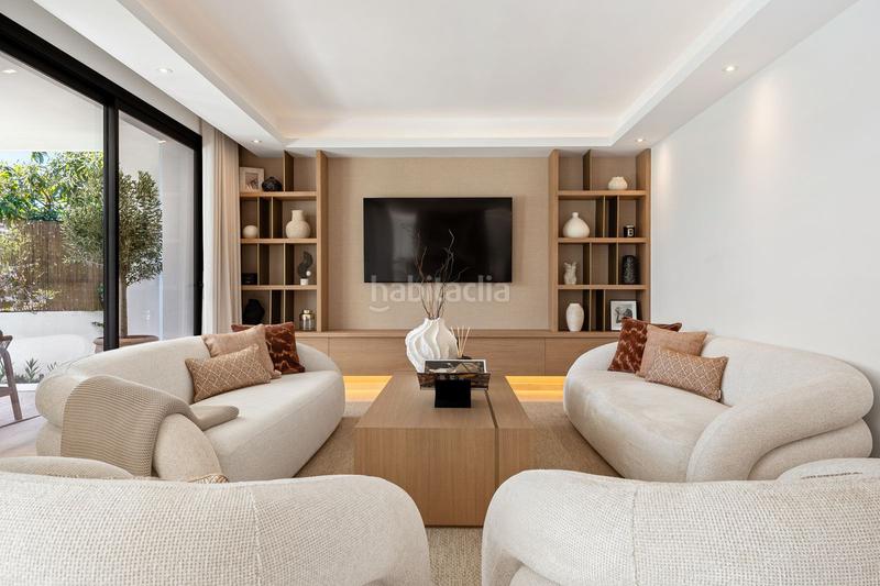 Foto 96b4a7c4-789a-424c-8f8c-210bfa711136. Chalet con parcheggio piscina in La Dama de Noche - La Alzambra Marbella