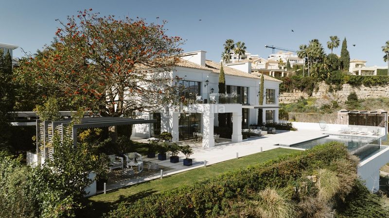 Foto 0b9f8533-58ed-4703-9633-87e8eeee6d80. Xalet amb aparcament piscina a Los Flamingos Benahavís