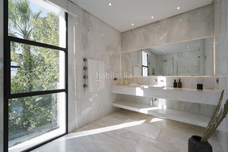 Foto 32d5f9d4-df3a-4a14-b8b9-dae5178d1da5. Xalet amb aparcament piscina a Los Flamingos Benahavís